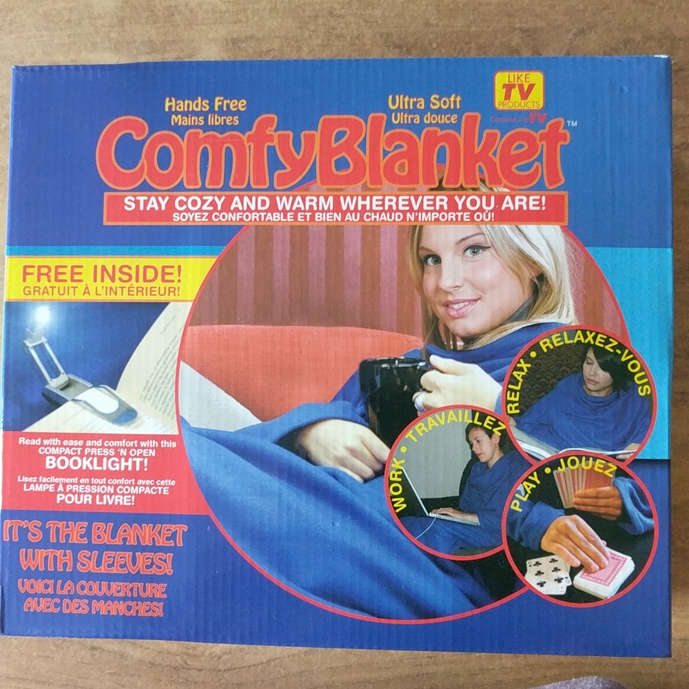 Comfy Blanket with bonus Book 📖 Light NWOT